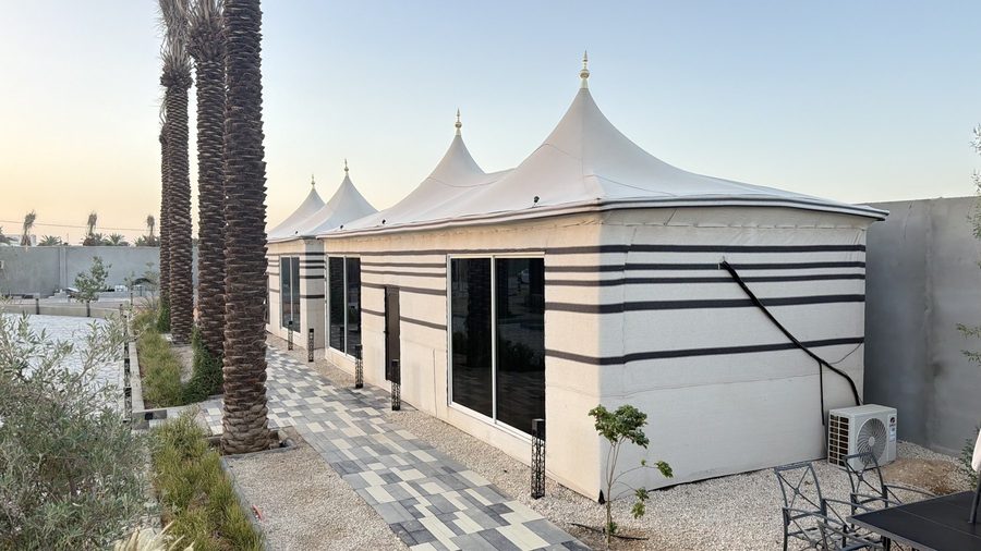 تنسيق الموقع الخارجي والممرات